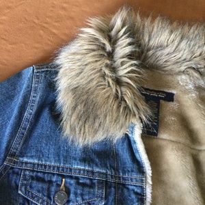 LADIES FUR TRIMMED DENIM, ABERCROMBIE FINCH, LARGE GREAT CONDITION